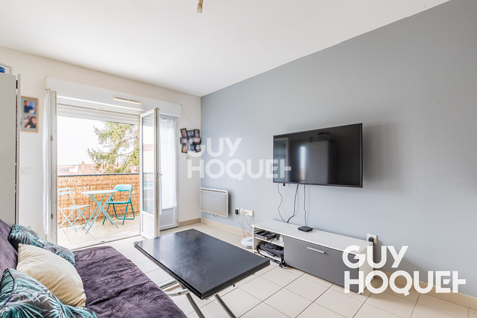 À vendre : Appartement 1 pièce à PARAY VIEILLE POSTE - CALME ET LUMINEUX