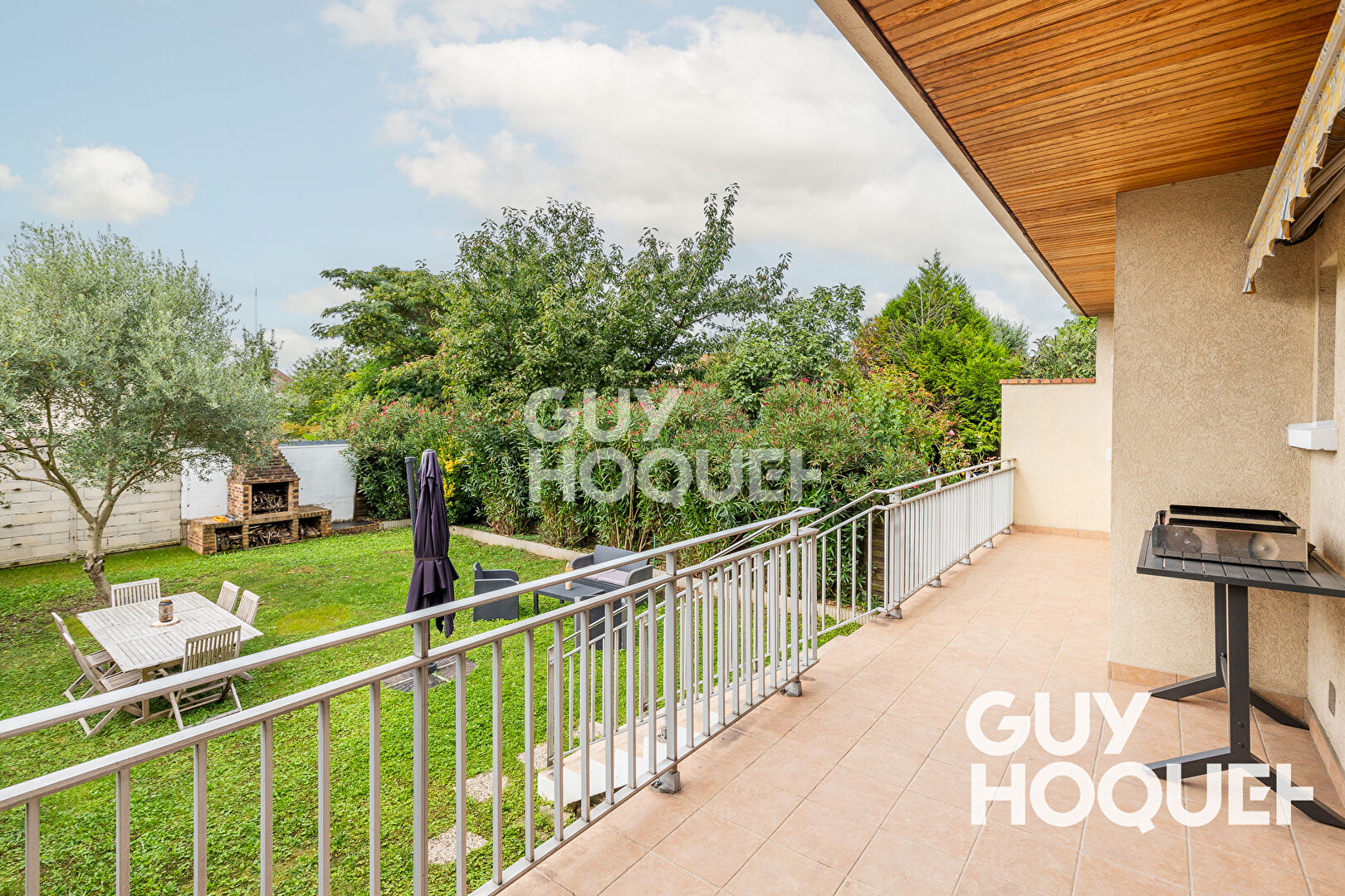 Maison de 8 pièces, 6 chambres (162 m²) à vendre à ATHIS MONS