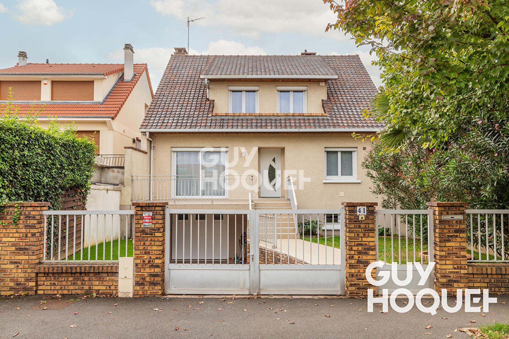 Maison de 8 pièces, 6 chambres (162 m²) à vendre à ATHIS MONS