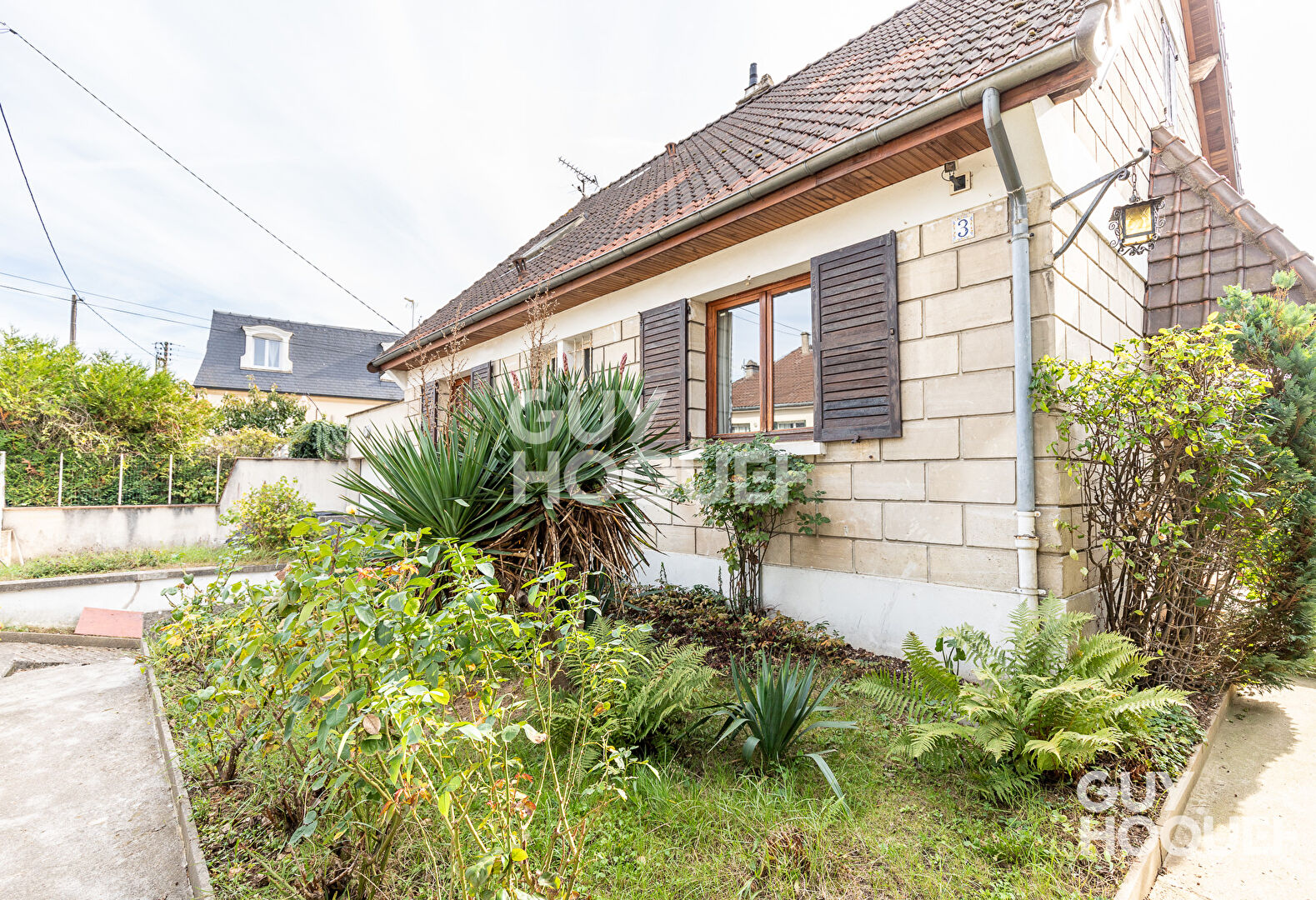 Maison à vendre à Savigny sur Orge - 6 pièces avec garage