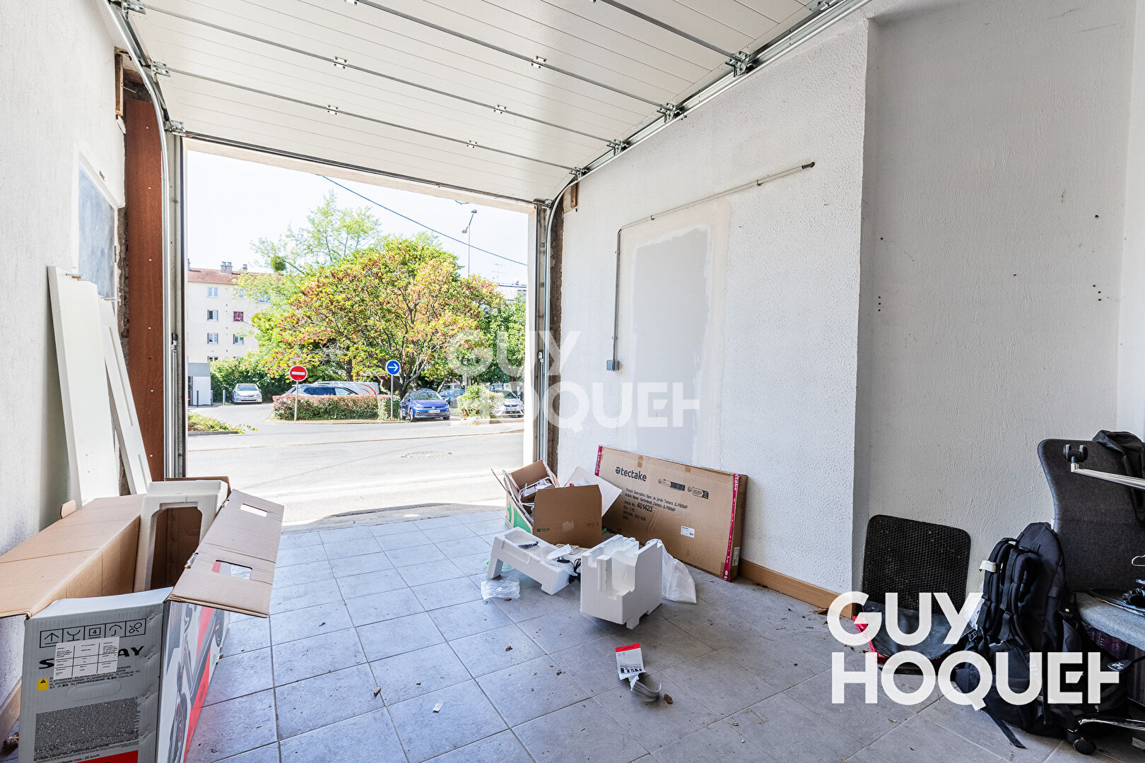 CENTRE-VILLE: Immeuble de rapport à 8 minutes de la gare RER