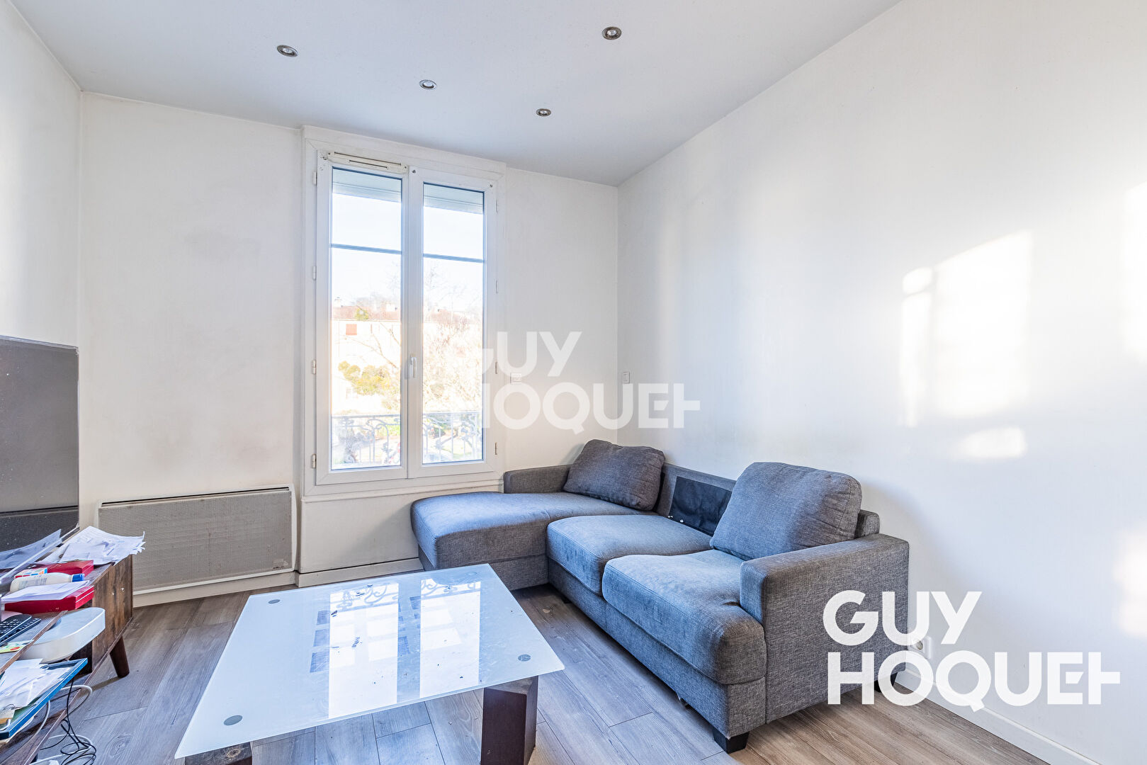 CENTRE-VILLE: Immeuble de rapport à 8 minutes de la gare RER