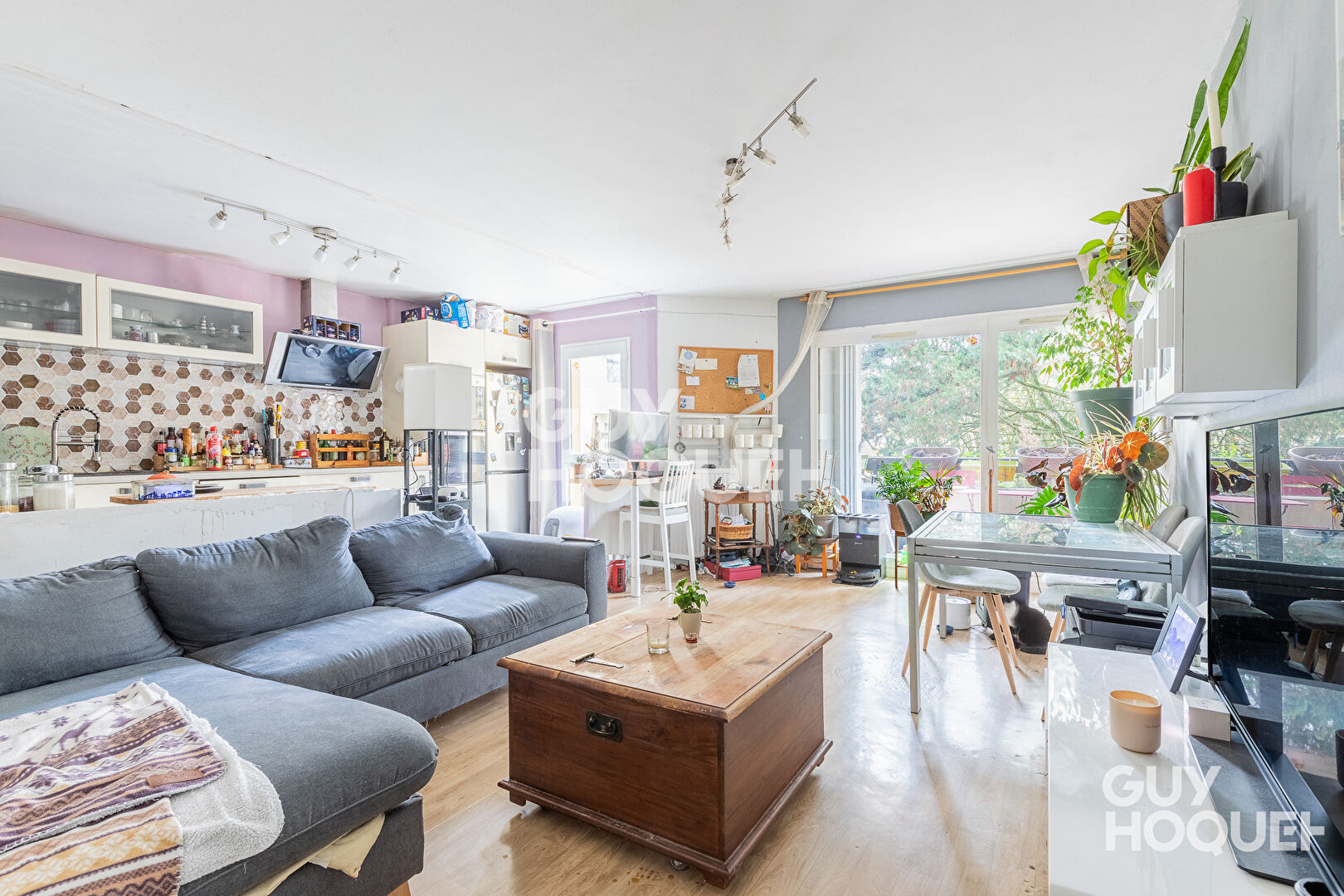 À vendre : Charmant appartement de 2 pièces à Évry Courcouronnes !