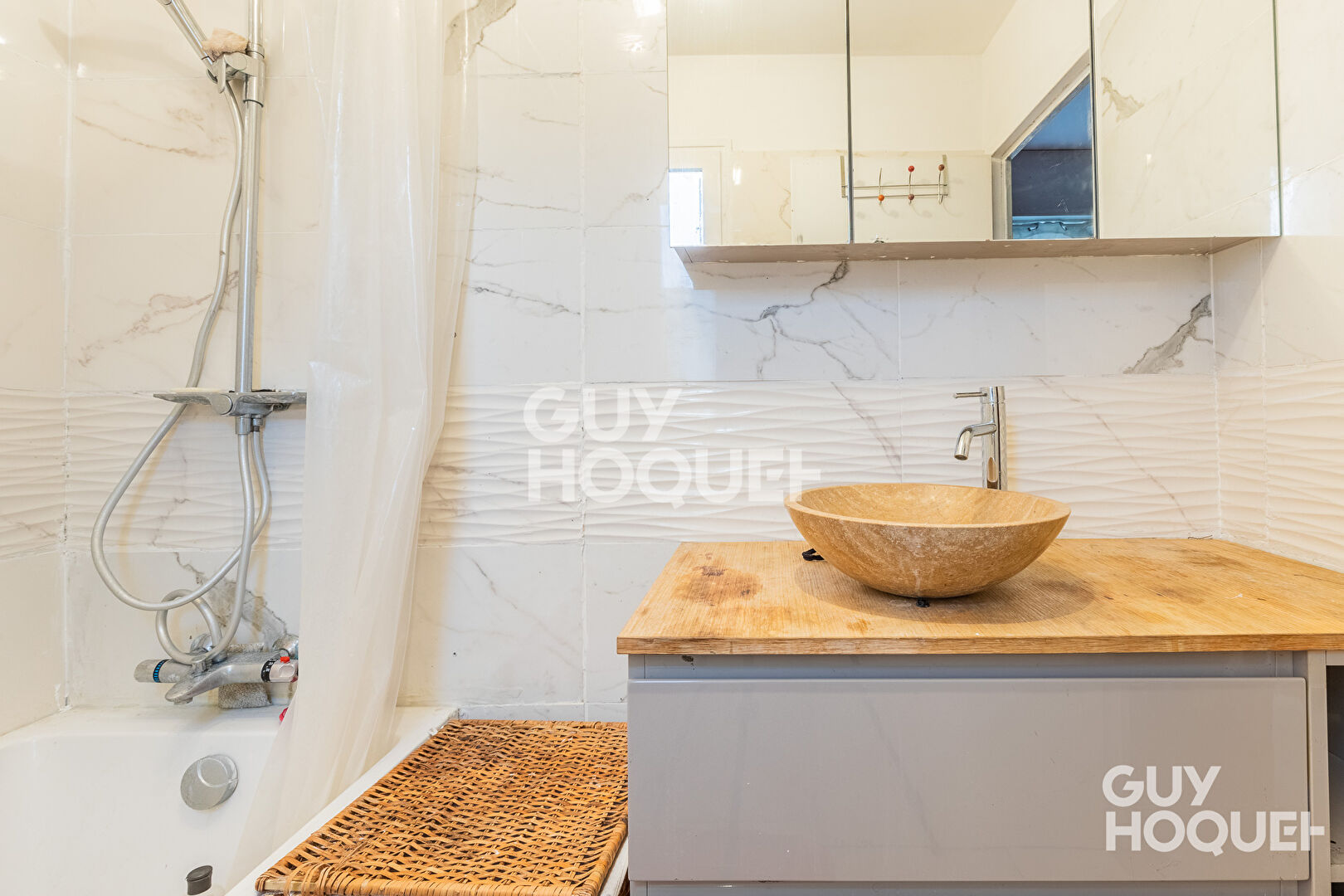 À vendre : Charmant appartement de 2 pièces à Évry Courcouronnes !