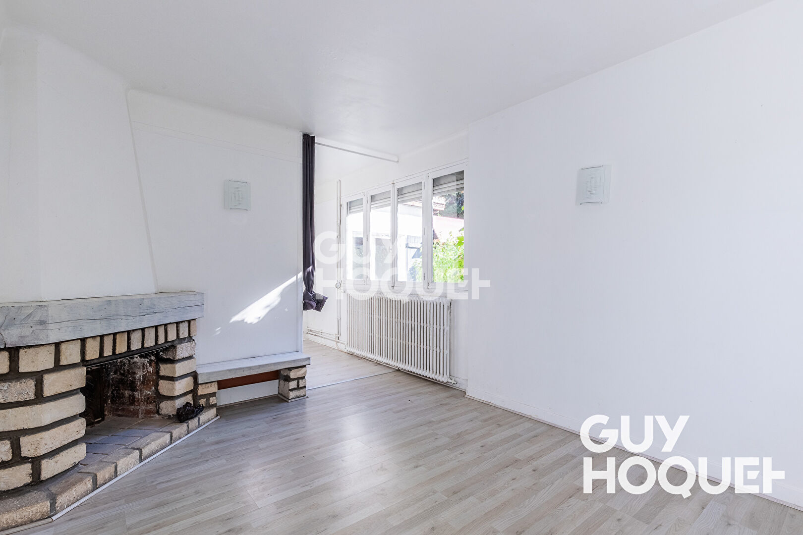 Maison à Vendre à Chilly Mazarin - Idéale investisseur FORT POTENTIEL