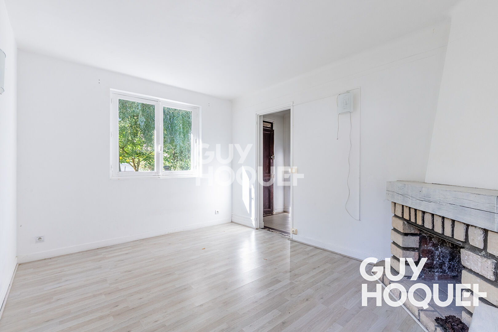 Maison à Vendre à Chilly Mazarin - Idéale investisseur FORT POTENTIEL