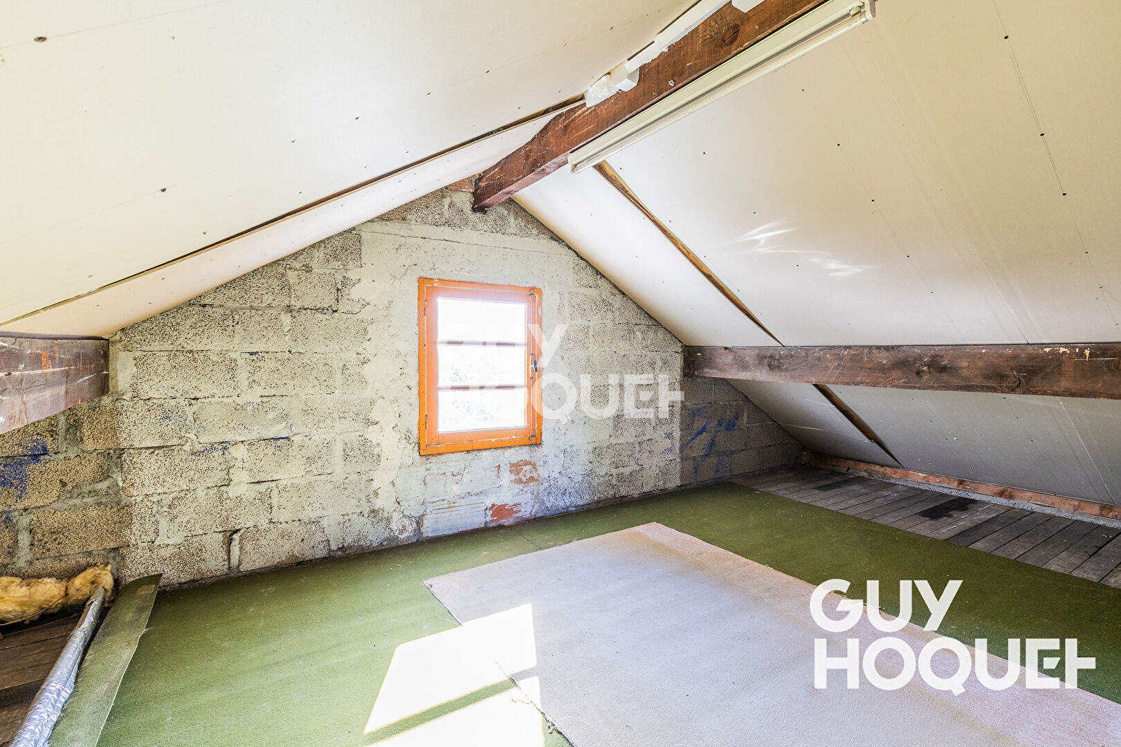 Maison à Vendre à Chilly Mazarin - Idéale investisseur FORT POTENTIEL