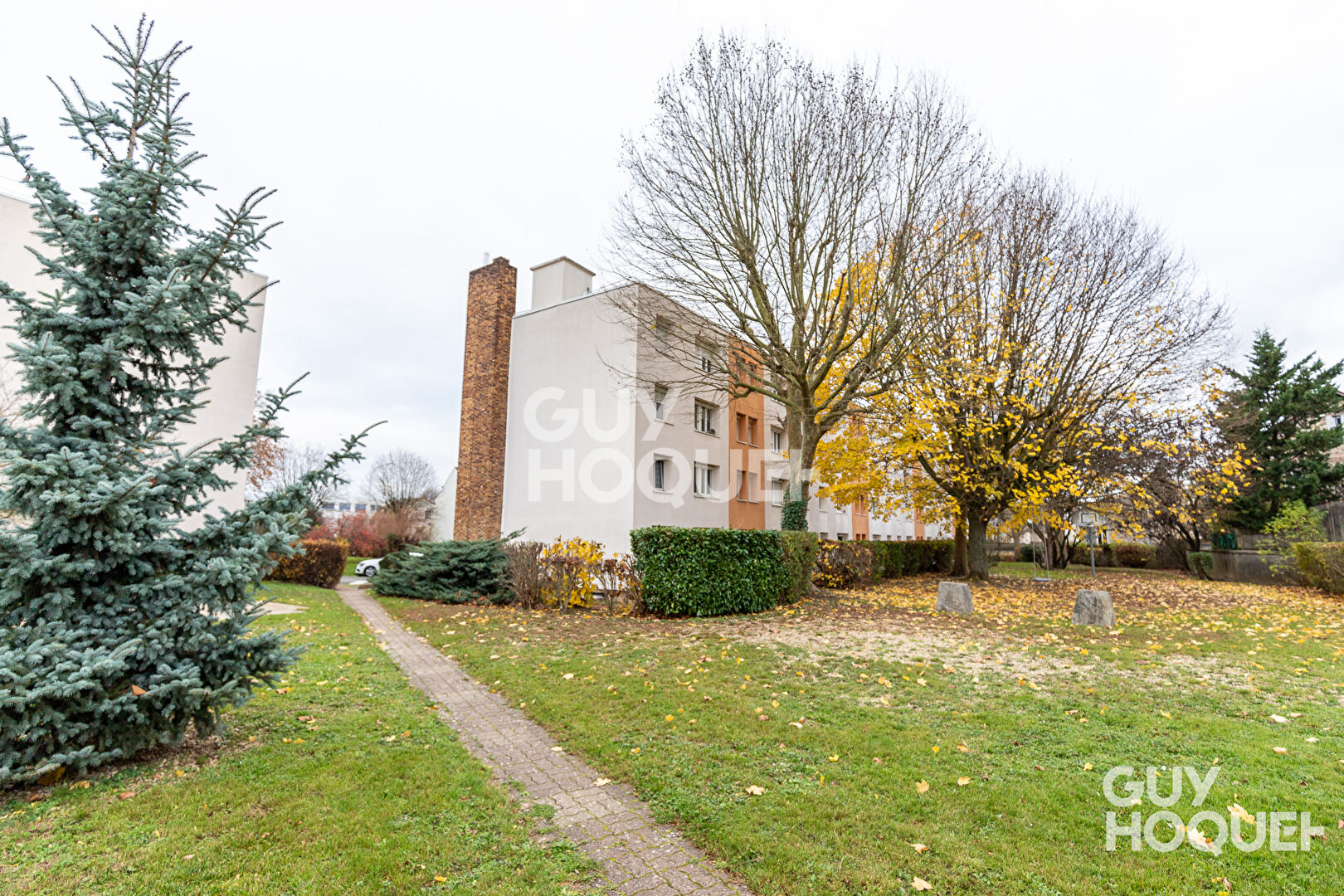 À vendre : 3 PIECES EN FACE DE SAINT-CHARLES - Exclusivité Guy Hoquet