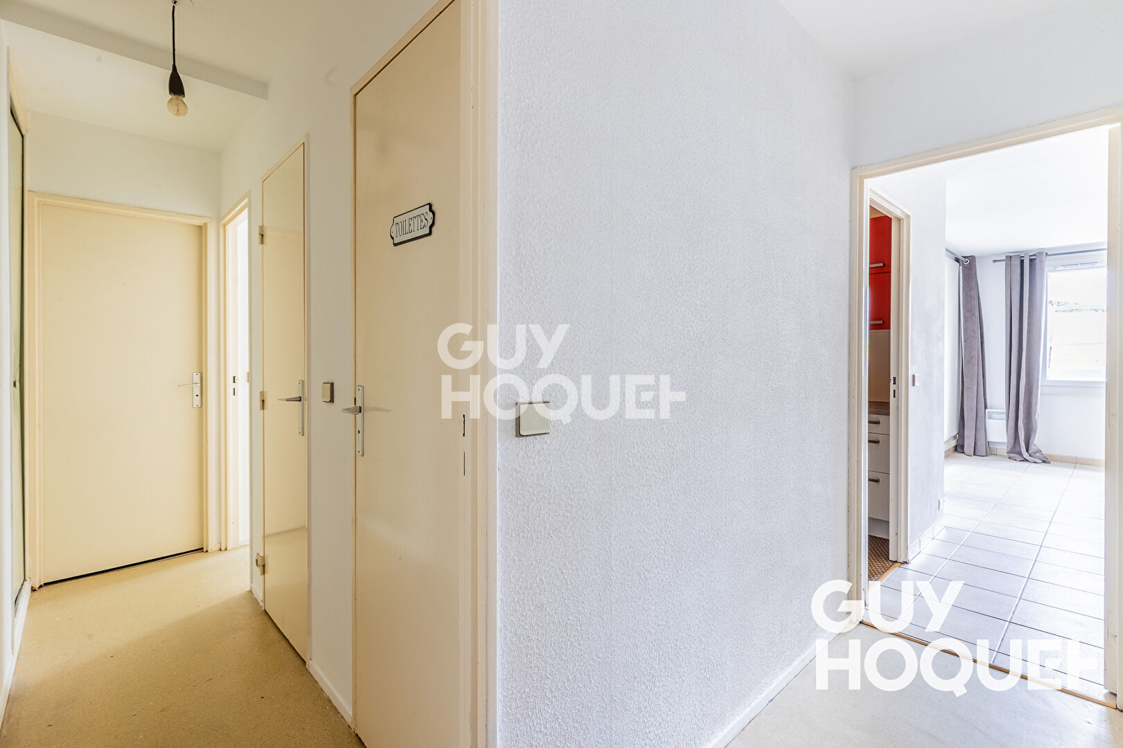 Appartement 2 pièces à Athis Mons 46m2 Centre ville RAVALEMENT NEUF