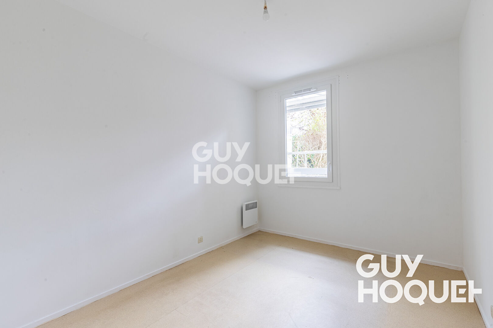 Appartement 2 pièces à Athis Mons 46m2 Centre ville RAVALEMENT NEUF