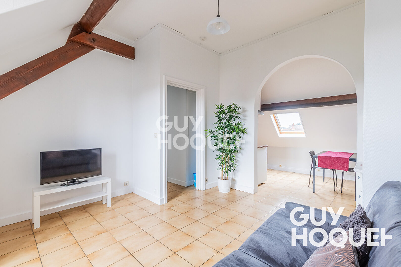 STUDIO à JUVISY SUR ORGE clés en mains  Exclusivité Guy Hoquet