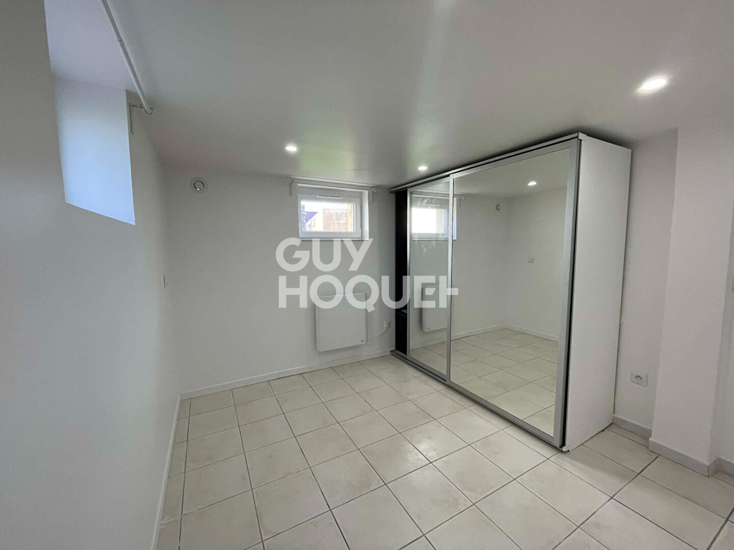 Chambre à louer - 500  / mois - Maison refaite à neuf