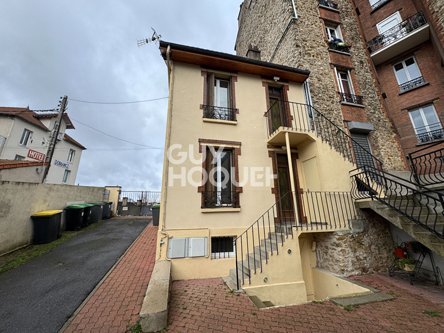 Immeuble proche gare Juvisy/orge