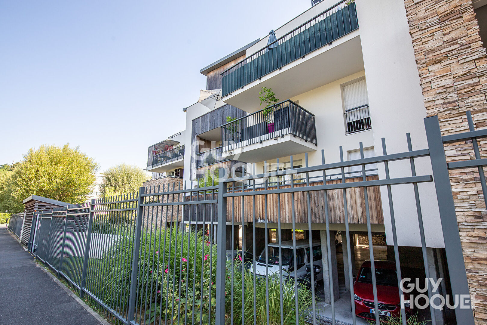Appartement 4 pièces à vendre à Athis Mons - 77 m² avec balcon et parking