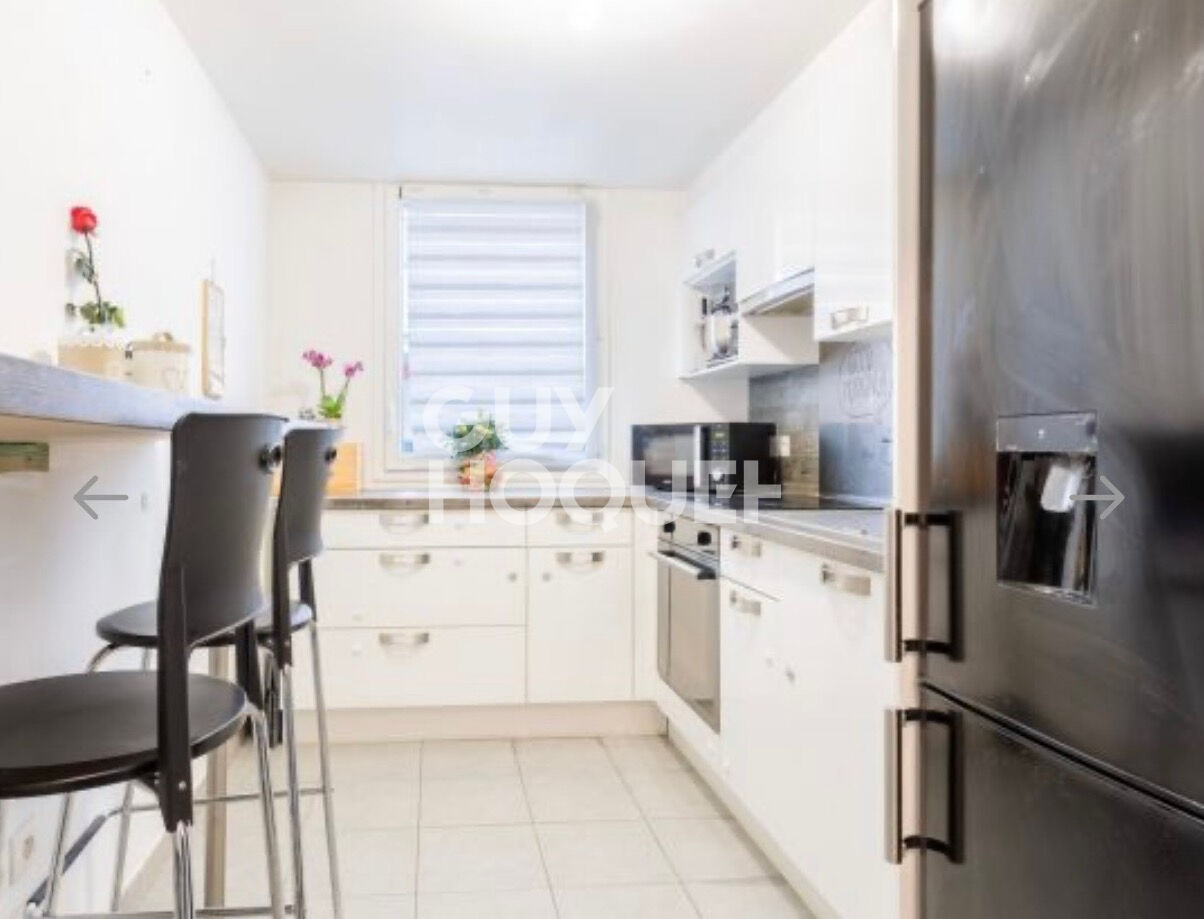 Appartement 4 pièces à vendre à Athis Mons - 77 m² avec balcon et parking