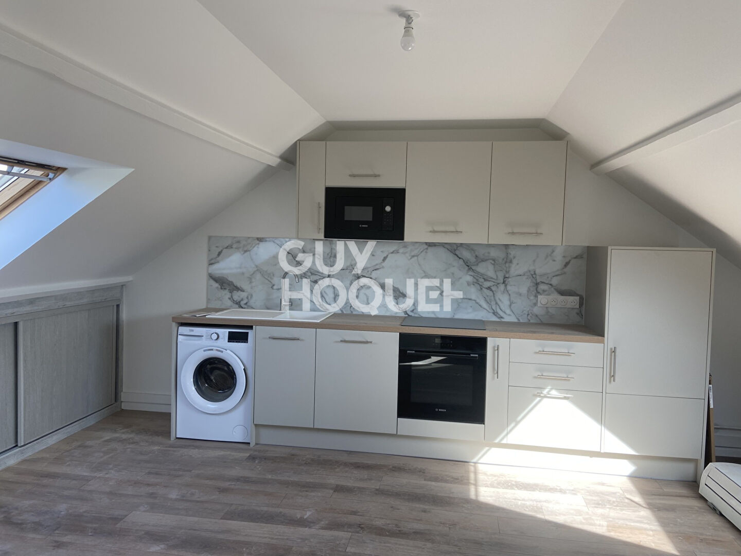 Appartement 2 pièces à louer à Savigny-sur-Orge, dernier étage, calme et lumineux