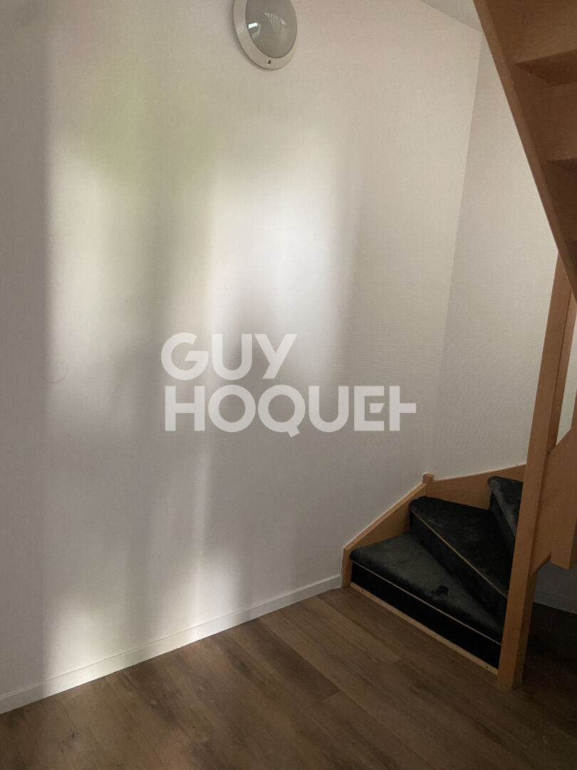 Appartement 2 pièces à louer à Savigny-sur-Orge, dernier étage, calme et lumineux