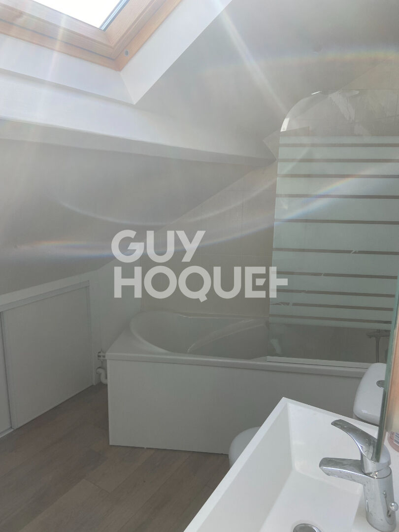 Appartement 2 pièces à louer à Savigny-sur-Orge, dernier étage, calme et lumineux