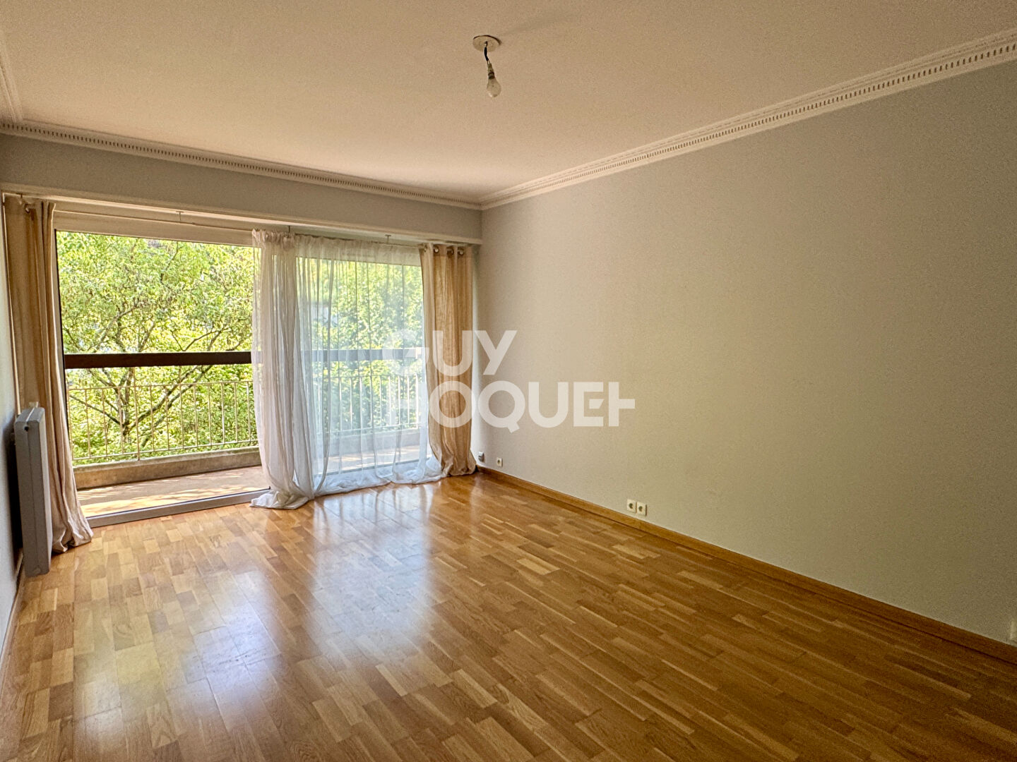 Appartement 3 pièces à vendre à Athis-Mons - Dernier étage avec balcon