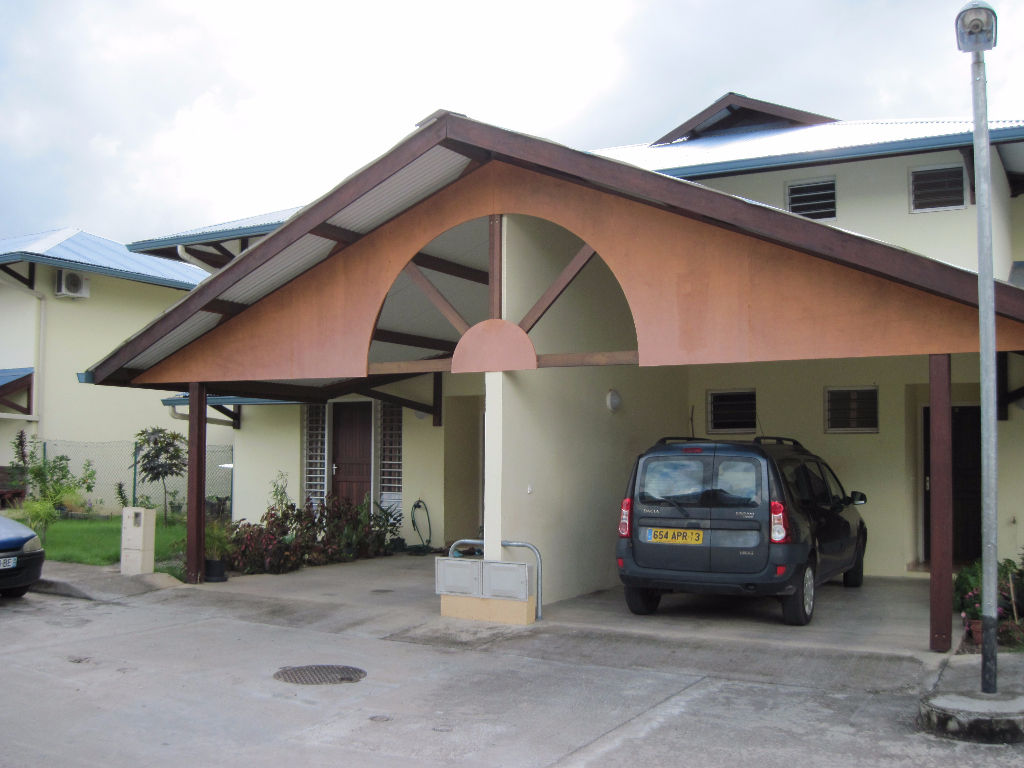 Maison duplex type 3  dans résidence sécurisée