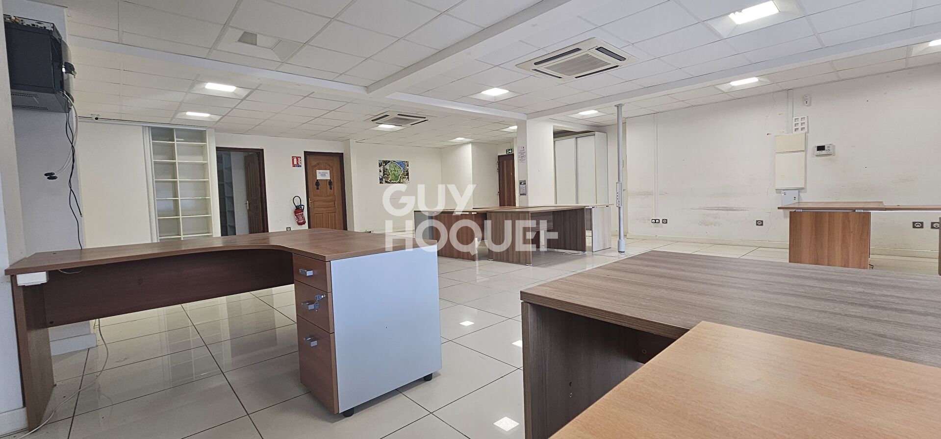 Local de 92 m2 dans Cayenne