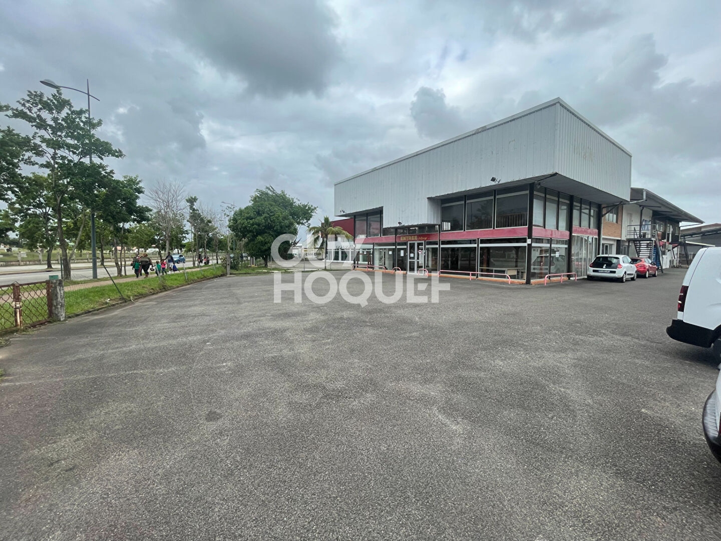 Local commercial Cayenne 600m² m2
