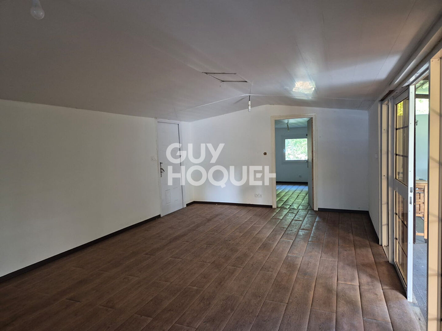 Terrain PK4 Kourou avec bungalow de 60 m²