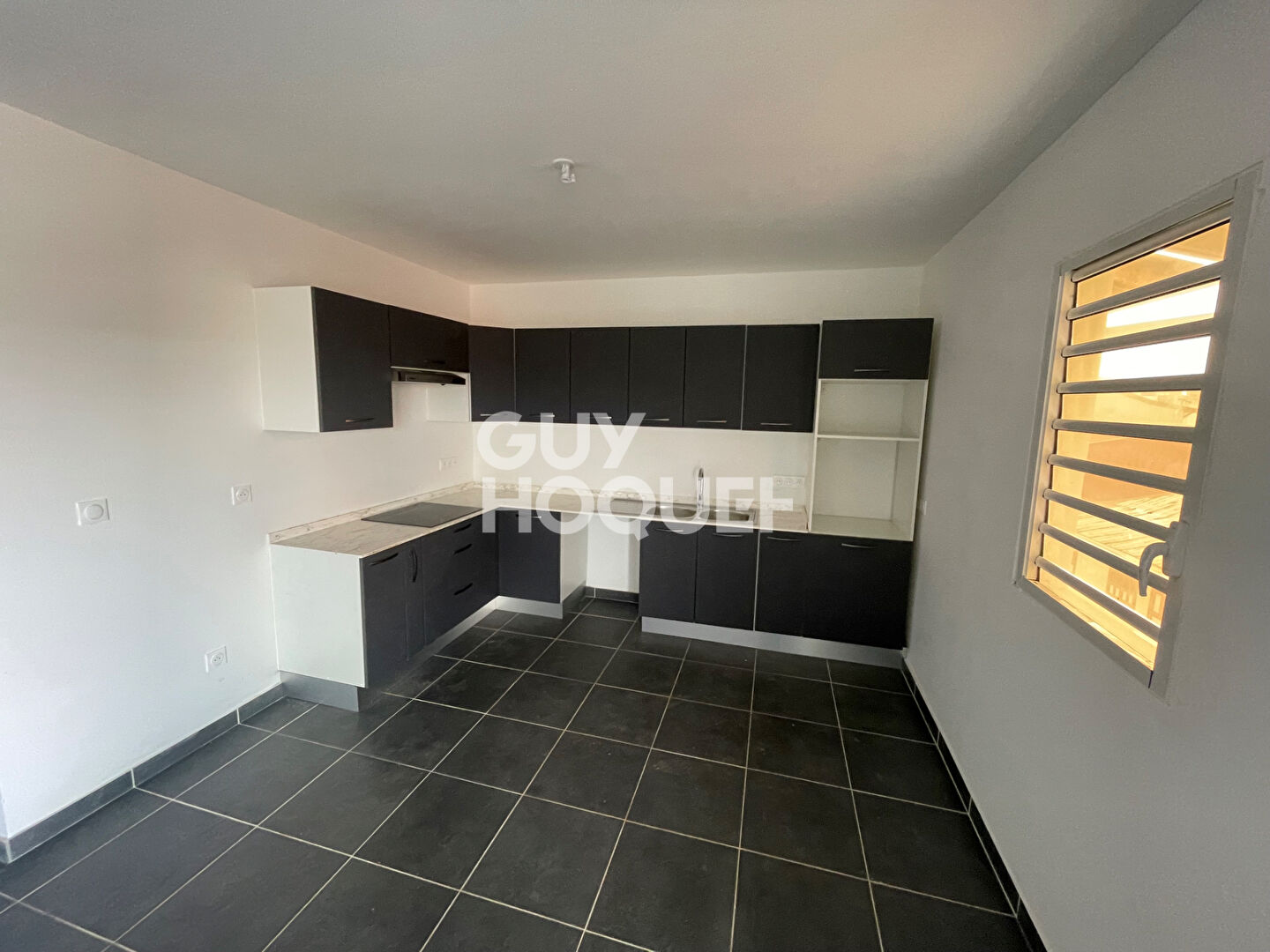 APPARTEMENT T2 - Cayenne-centre