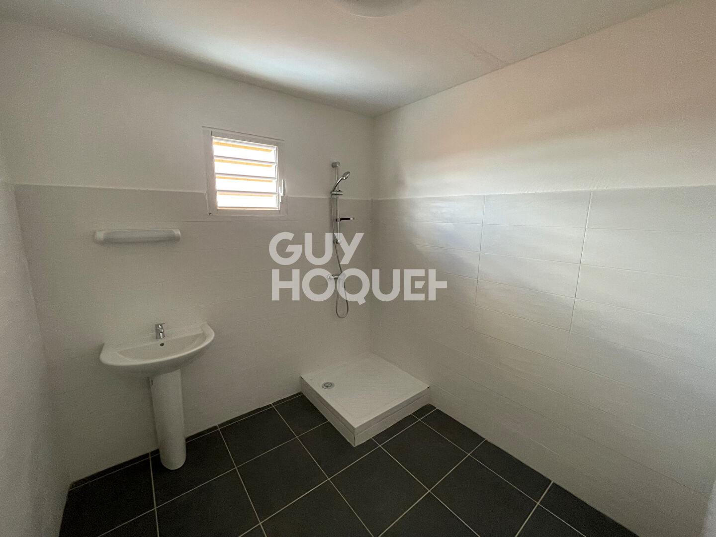 APPARTEMENT T2 - Cayenne-centre