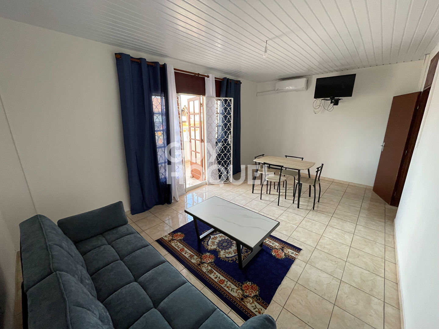 Appartement T2 meublé - CAYENNE 