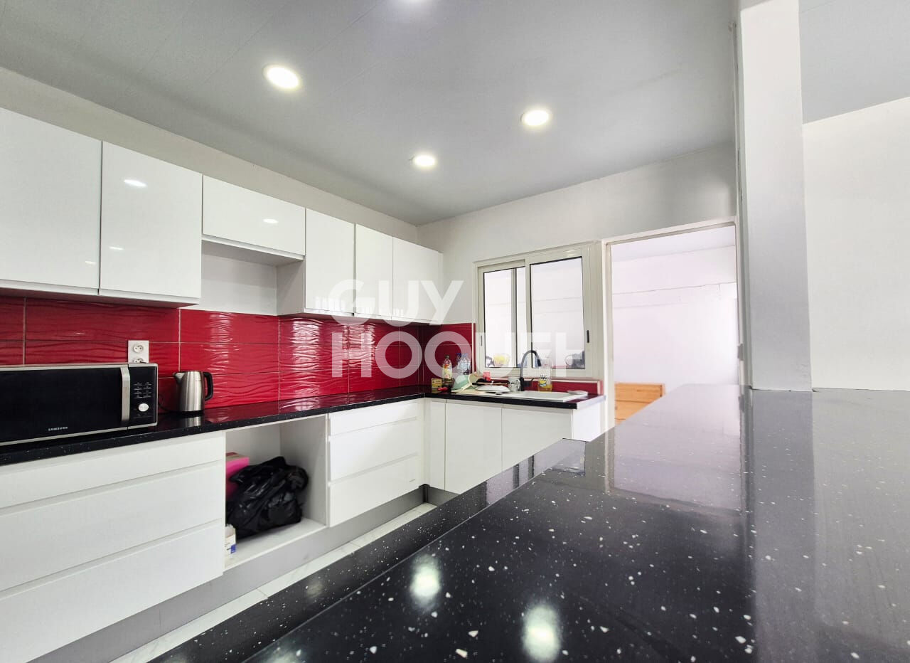 Maison  Rénovée de  4 pièce(s) - Montabo