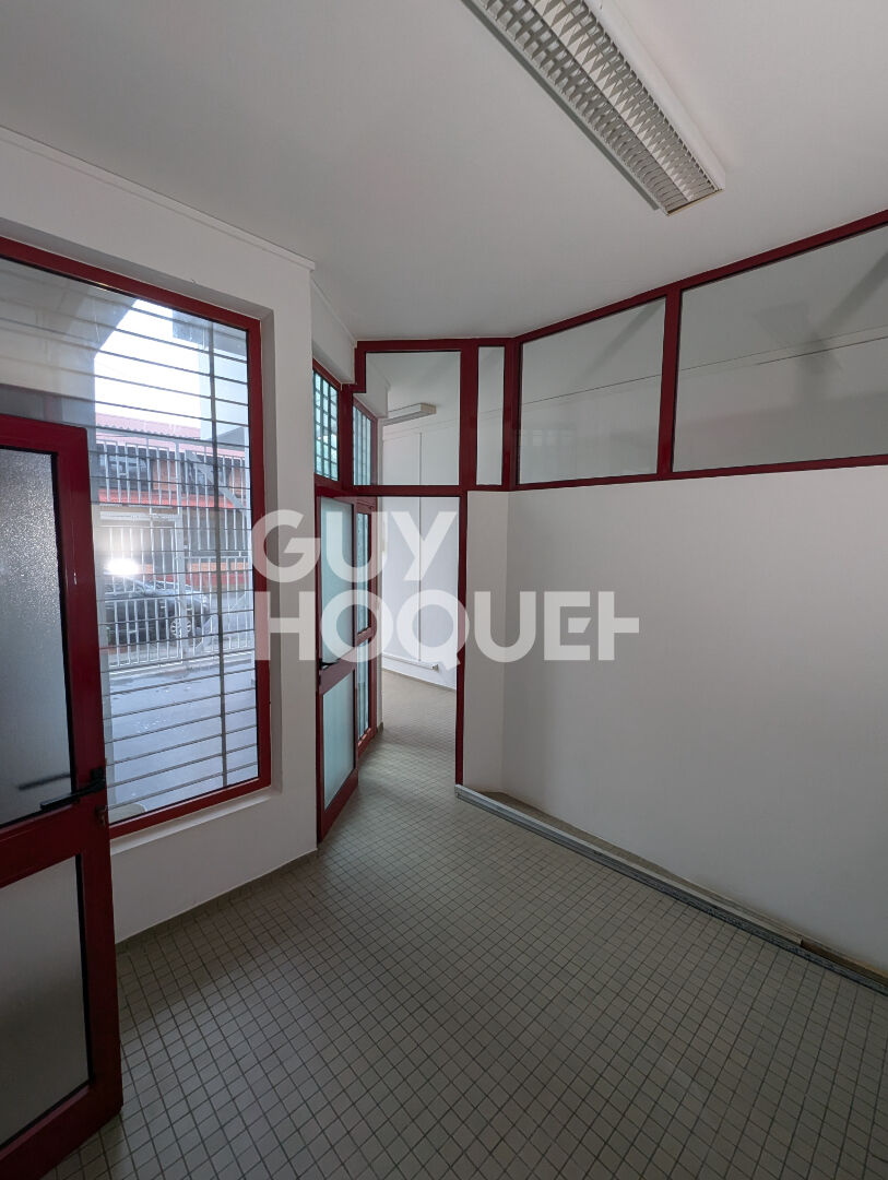 Local commercial Cayenne 68.5 m2