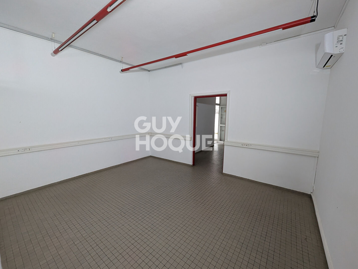 Local commercial Cayenne 57 m2