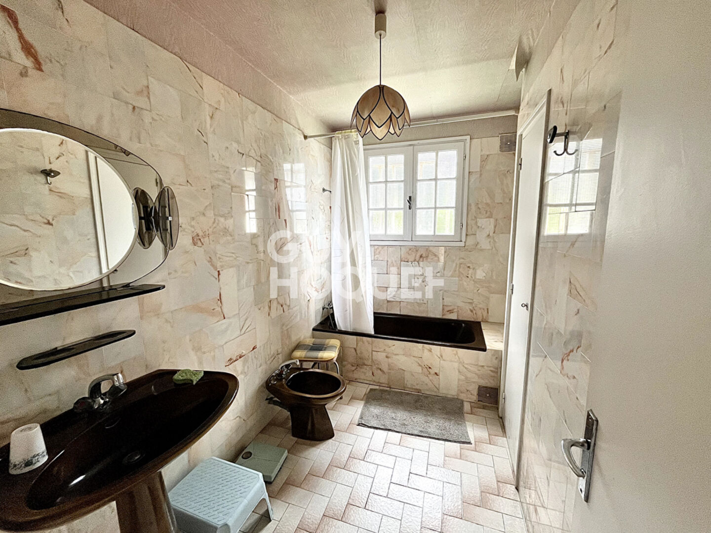 Maison de charme à Mesquer avec vue sur les marais salants