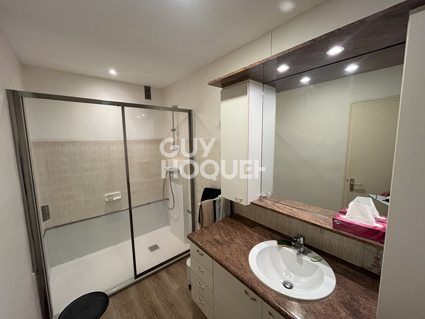 Bel appartement T3, avec grande terrasse, LA BAULE.