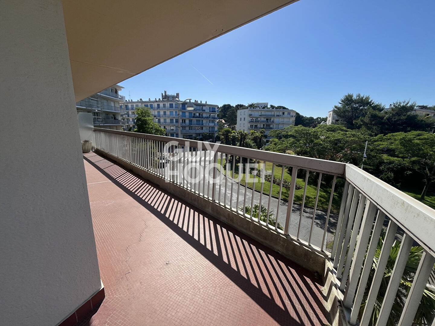 Bel appartement T3, avec grande terrasse, LA BAULE.