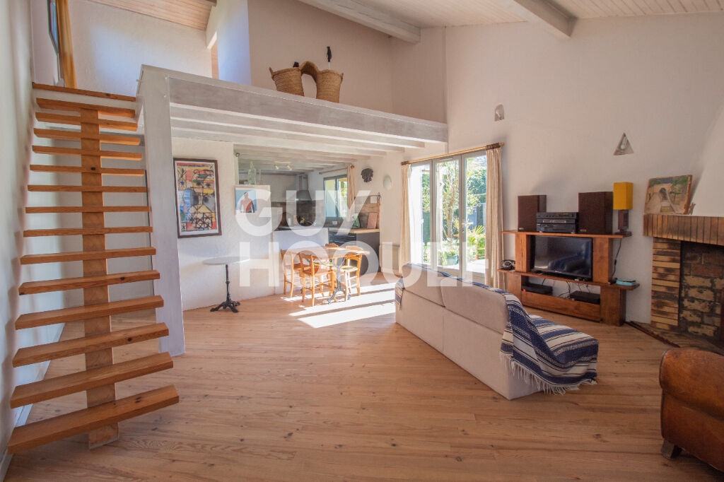 Maison au bourg de Saint Jean De Marsacq