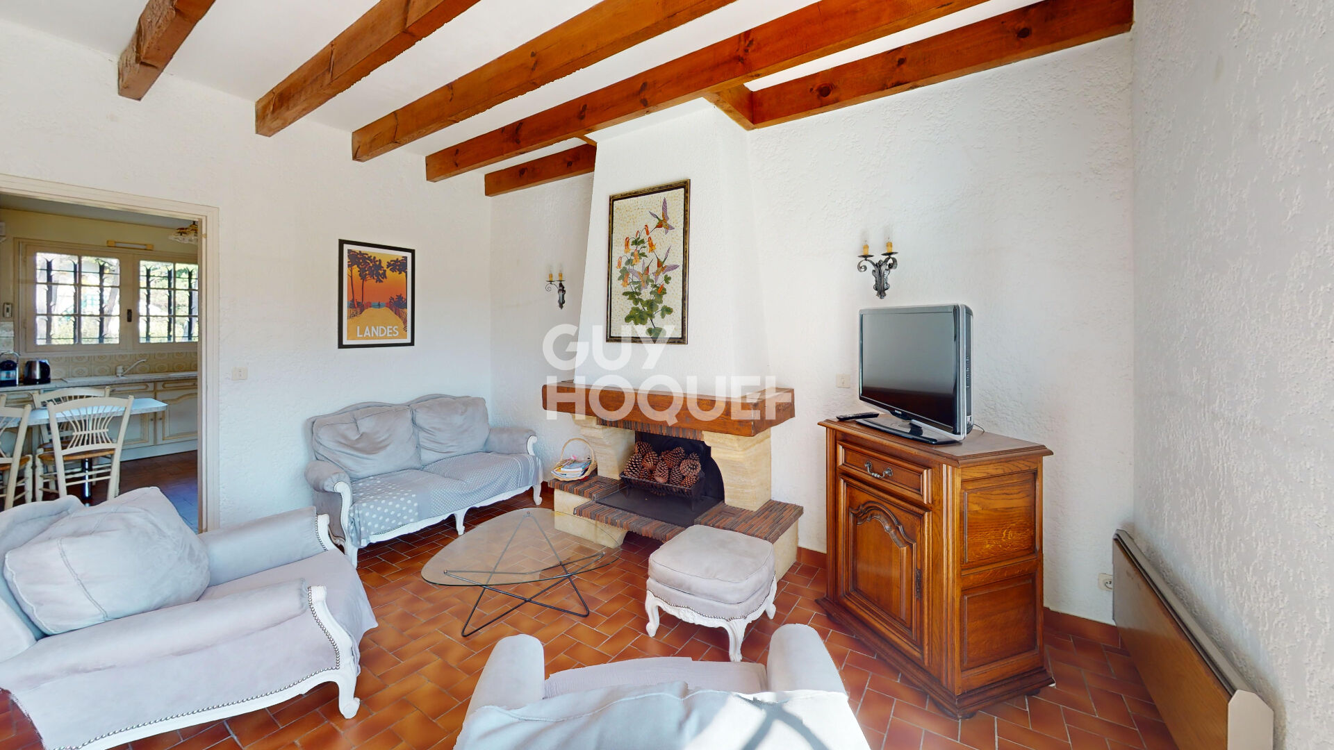 Belle landaise près de la plage de la piste