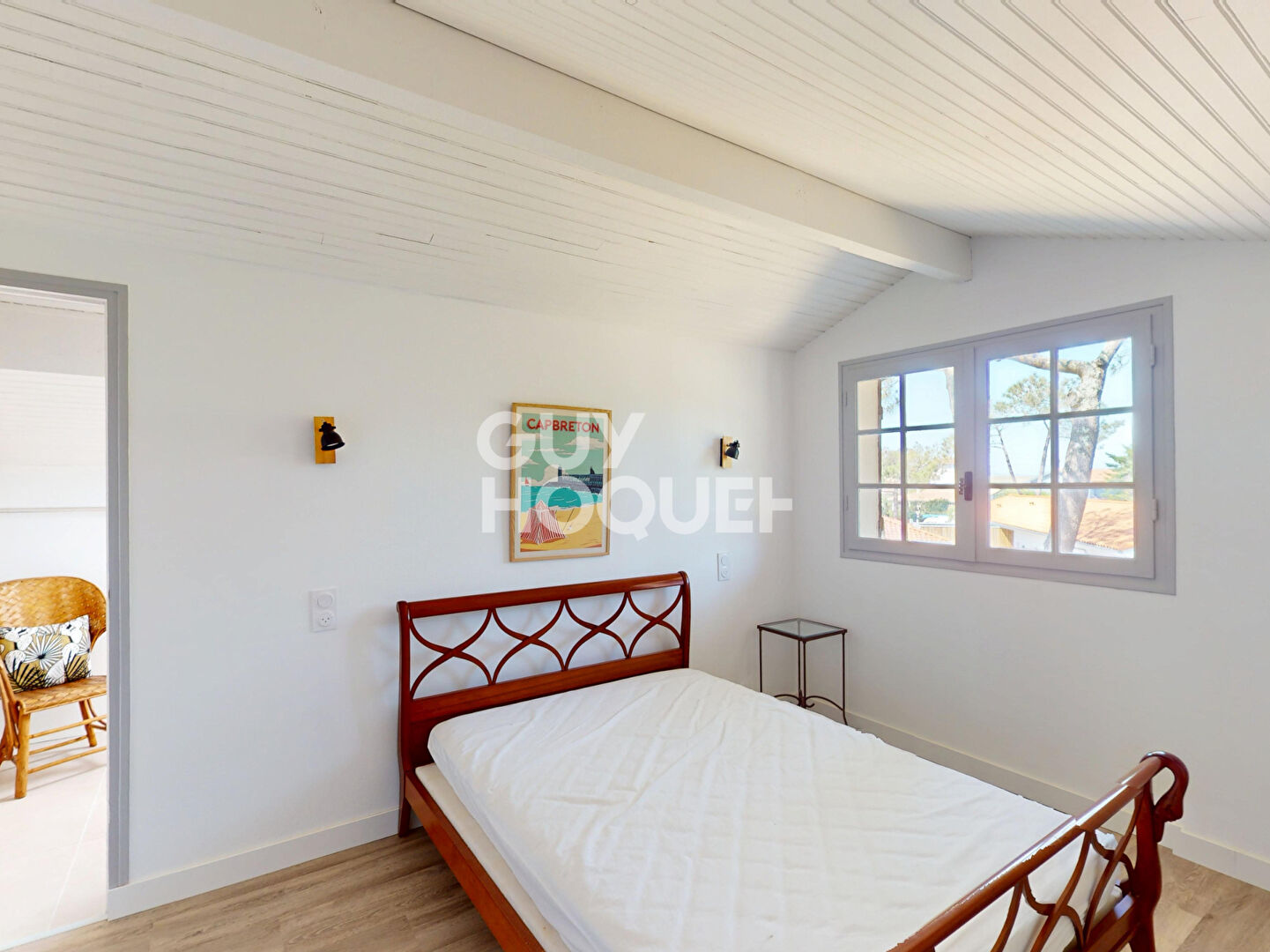 Belle landaise près de la plage de la piste