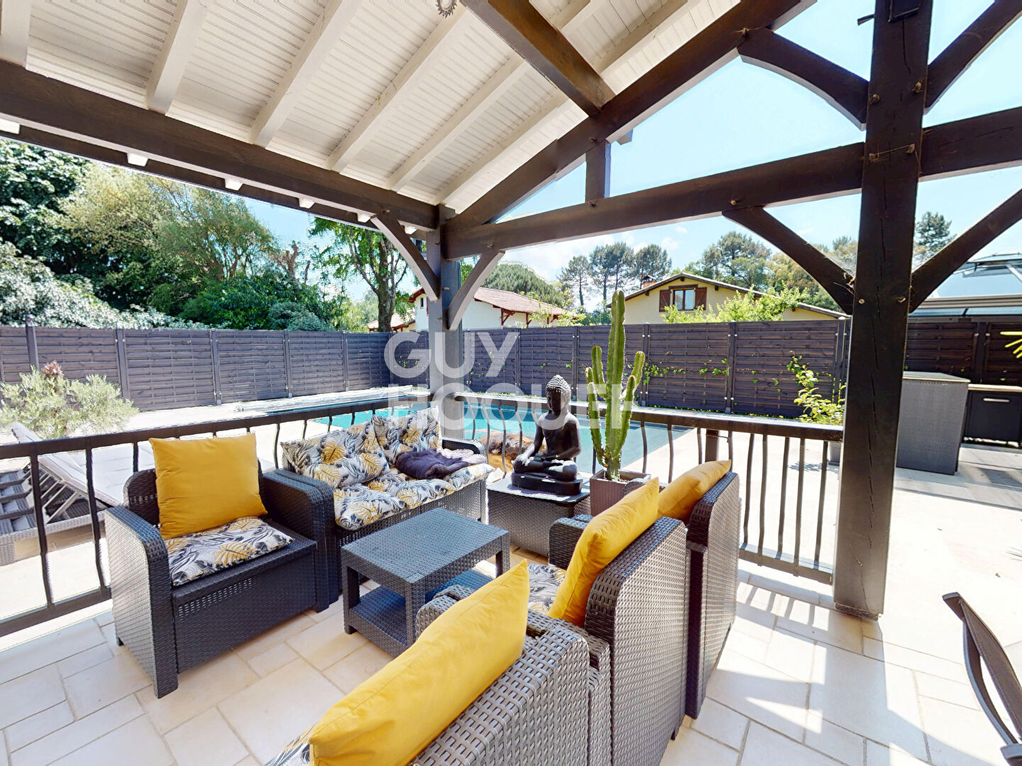 Villa au bourg de Labenne avec piscine chauffée en fond d'impasse