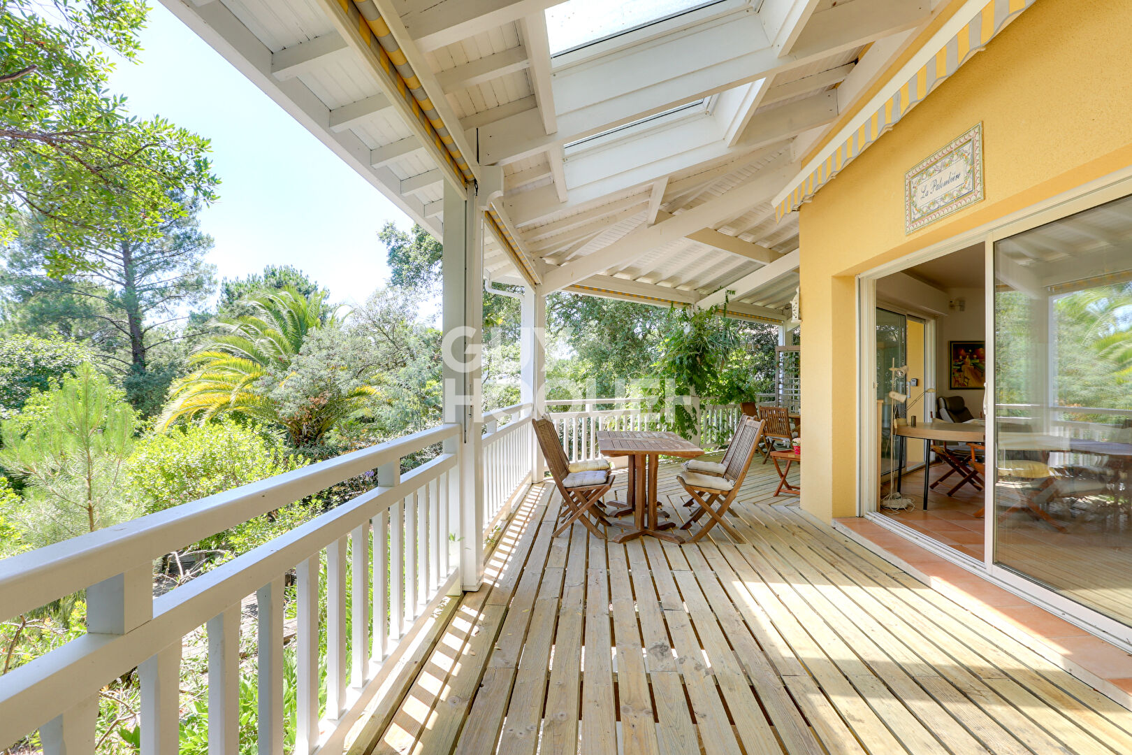 Grande villa atypique au golf de Seignosse