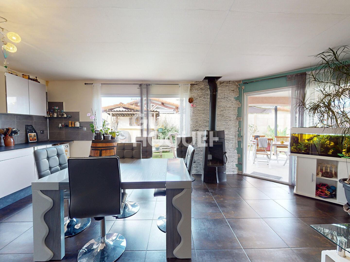 Maison trois chambres idéalement située plein centre et au calme