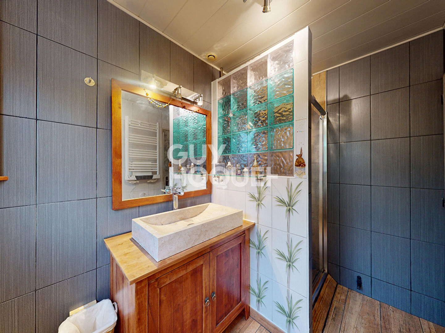 Maison trois chambres idéalement située plein centre et au calme