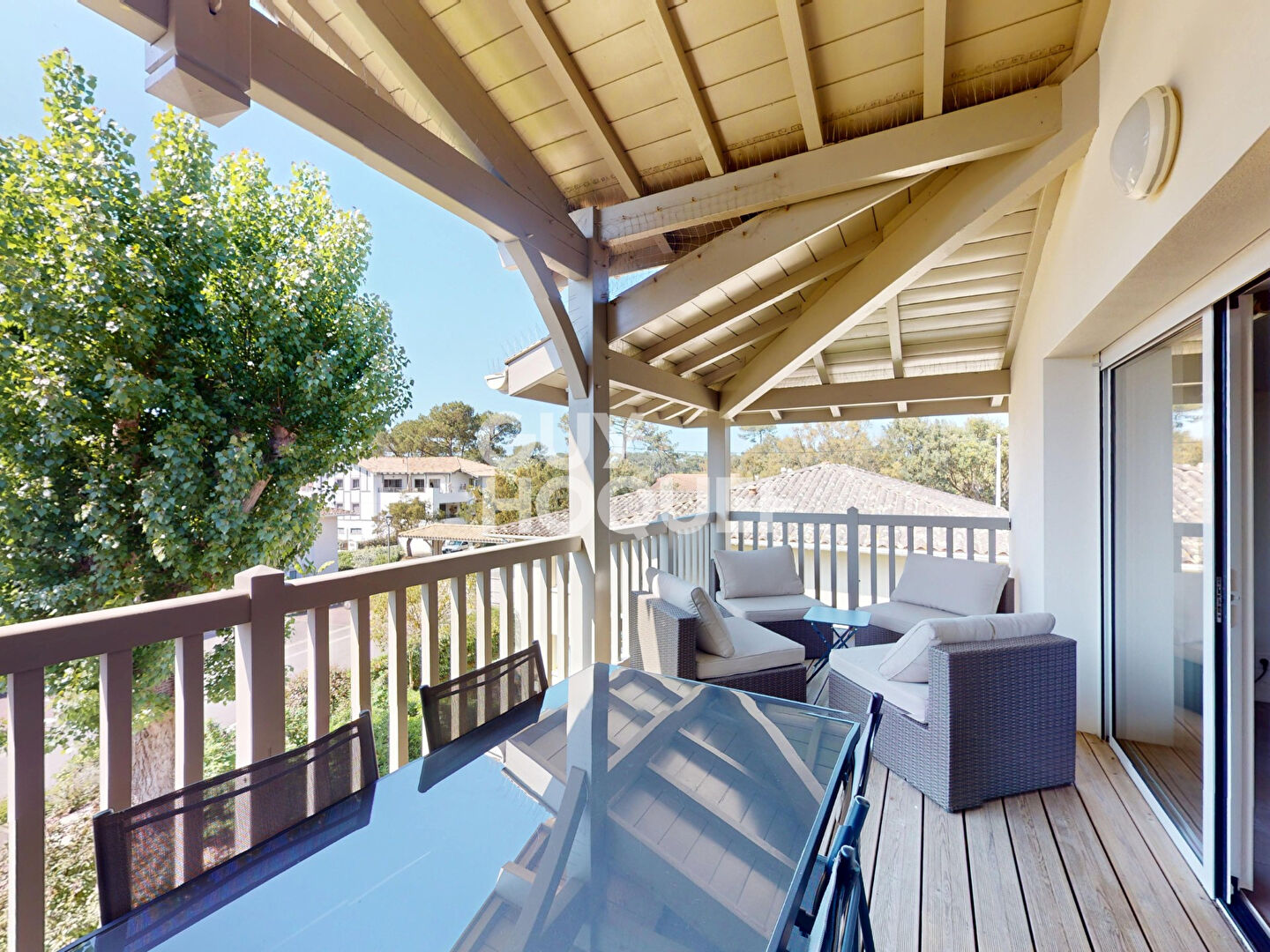 Superbe T3 tout confort en résidence sécurisée près du port