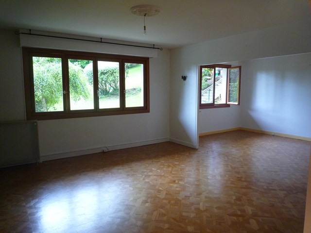 5 pièces - 3 chambres - box + cave