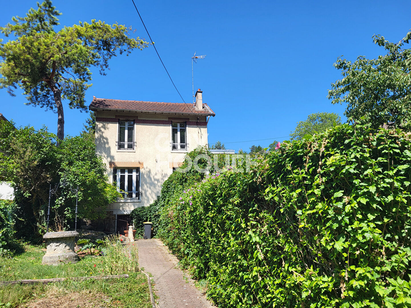 Maison La Celle Saint Cloud 5 pièce(s) 100 m2 - Garage