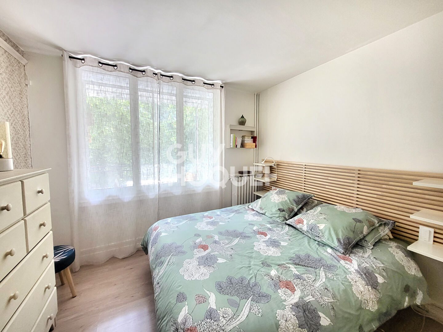 2 pièces + loggia - cave et box