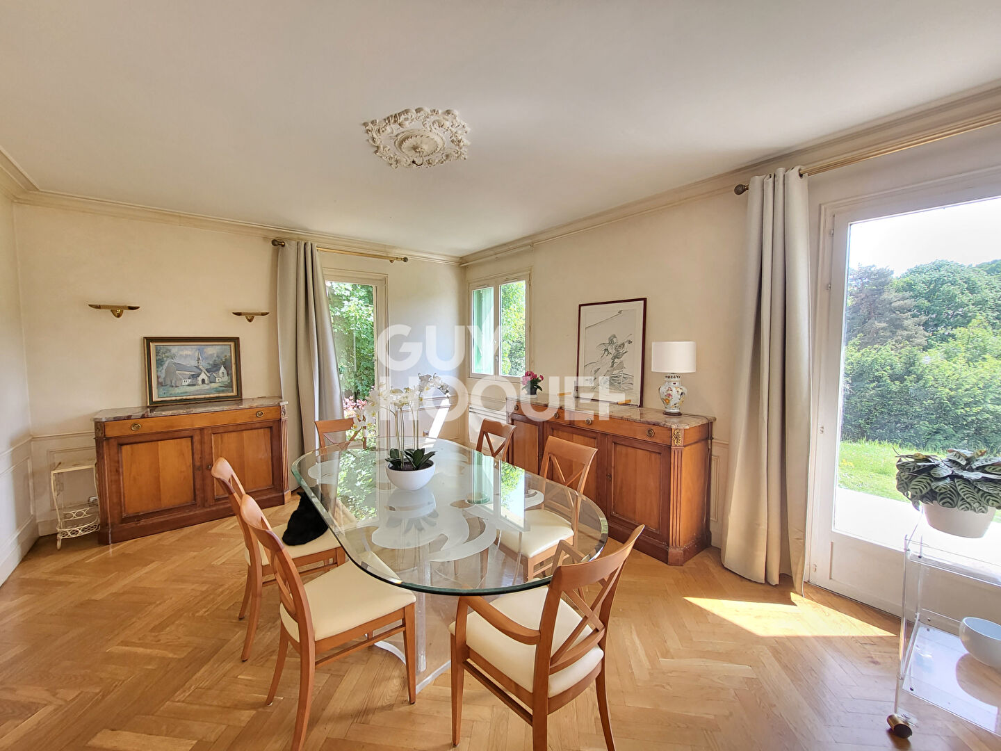 Maison La Celle Saint Cloud 8 pièce(s) - 236 M²
