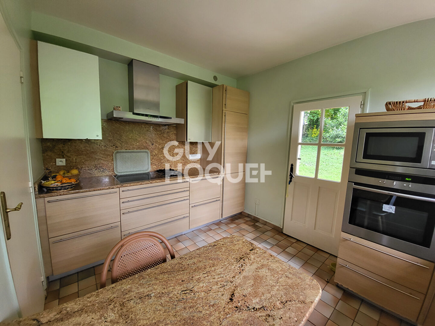 Maison La Celle Saint Cloud 8 pièce(s) - 236 M²