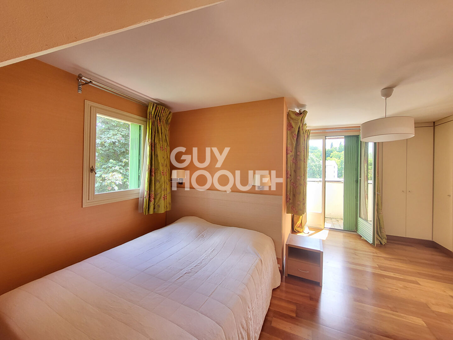 Maison La Celle Saint Cloud 8 pièce(s) - 236 M²
